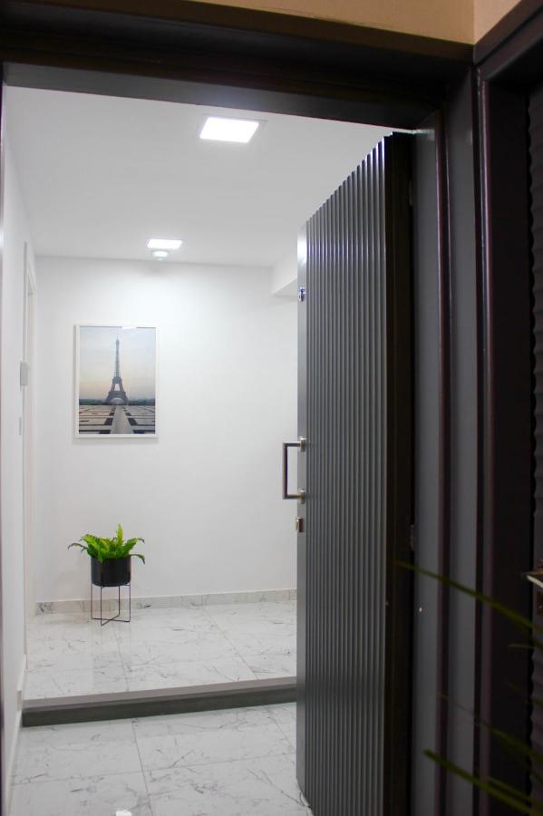 Amalia Residences Никосия Экстерьер фото